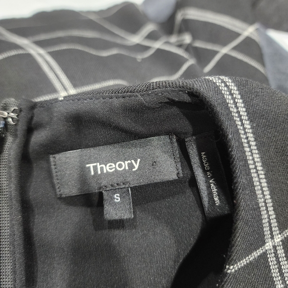 Theory Ralnaka B Burren Check Top Szs Small - Picture 7 of 9